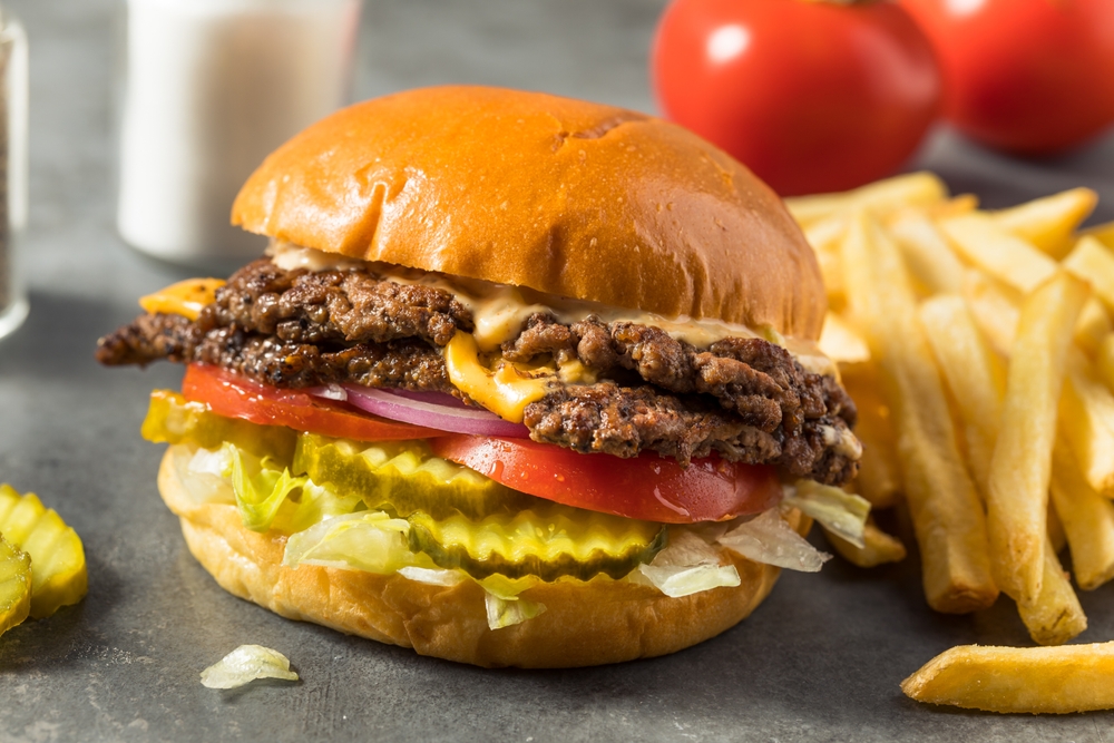 Give The Grill a Break and Make These Smashburgers on Your Stovetop ...